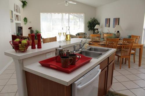 Glenbrook Villa 16748