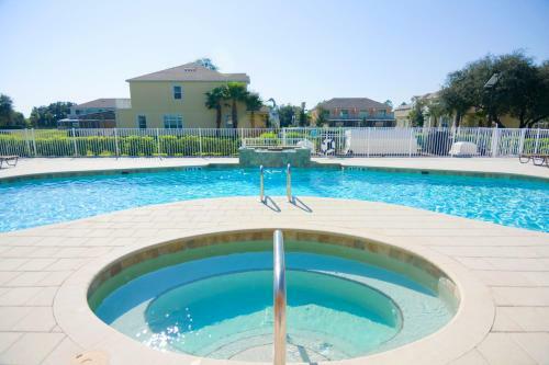 Aco Family - 3 Bd With Pool (1712)