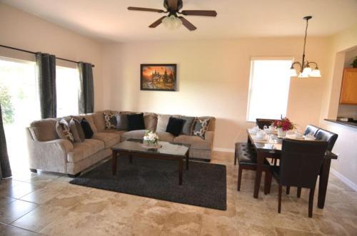 La Mirage Apartment 745