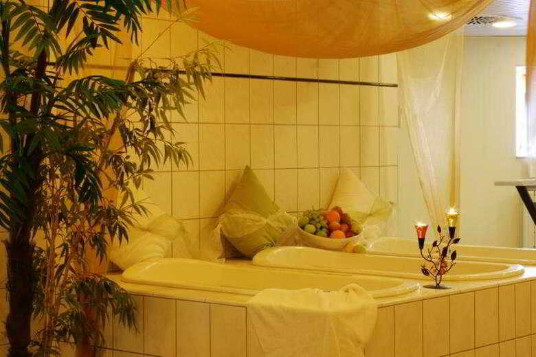 Hotel Ramada Bruhl