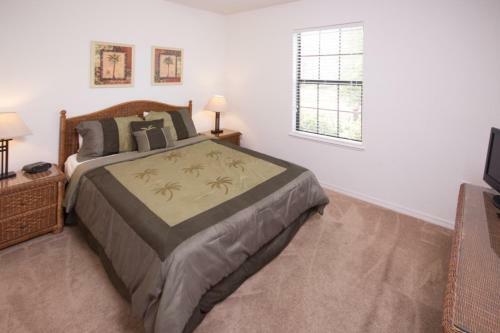 Robert's Cypress Pointe Villa - Five Bedroom Home