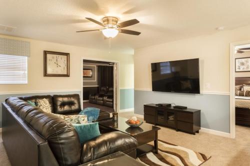Champions Gate - Eight Bedroom Villa - Cg022