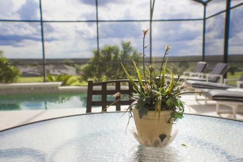 Frank's Highland Reserve Villa - Five Bedroom Home