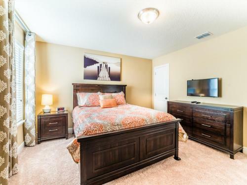 Oak Tree Villa 4127