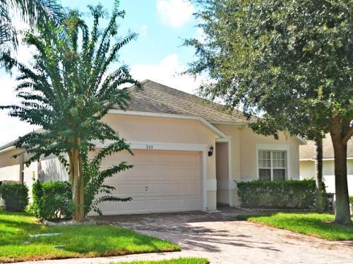 Villa Kensington Drive Unit 24
