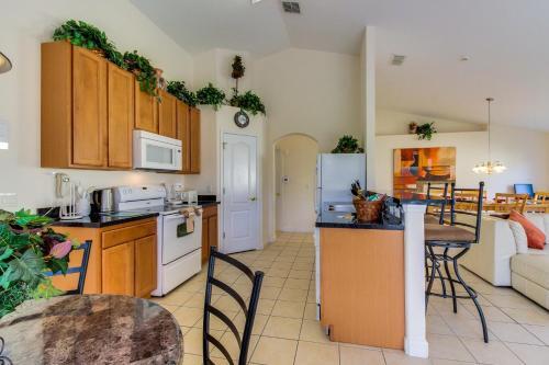 Sundrop Villa