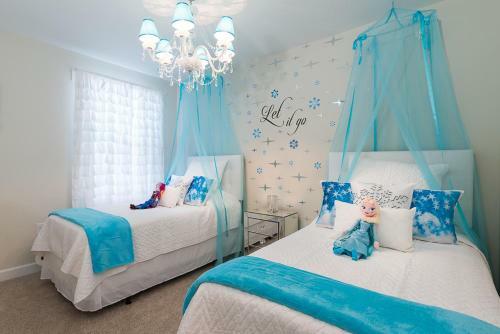 Champions Gate - Five Bedroom Villa - Cg024