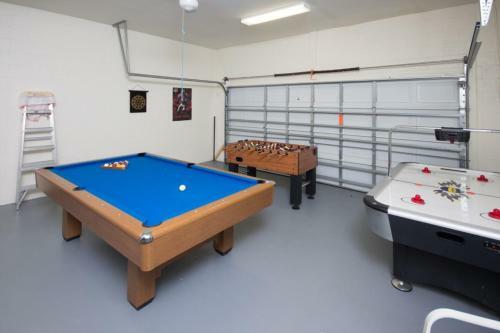 Exotic Nest - Five Bedroom Home
