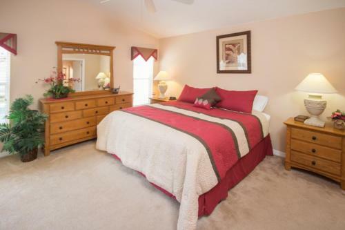Malcom's West Haven Villa - Four Bedroom Home