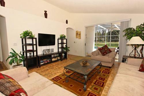 Kim's Highlands Reserve Villa - Four Bedroom Home