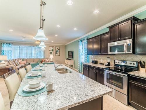 Villa Windsor At Westside Platinum - 800 Holiday Home
