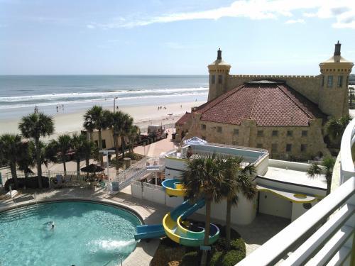 Ocean Walk 2br 2120