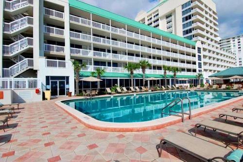 Daytona Beach Resort Unit #817