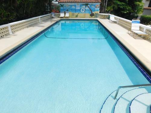 Apartamento The Grove Beach Condominiums