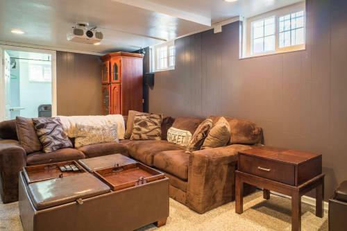 Apartamento Hot Tub Movie Room Great For Groups