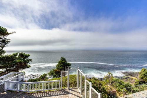 Depoe Bay Lookout