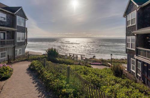 Tides At Bella Beach