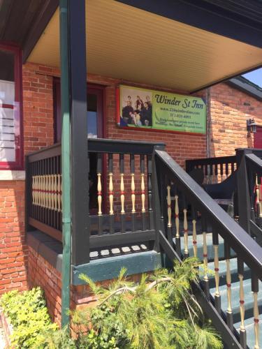 Bed & Breakfast 234 Winder St Inn
