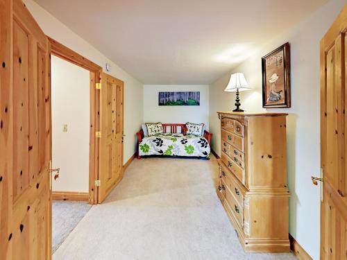 4683 Bellyache Ridge Rd Home