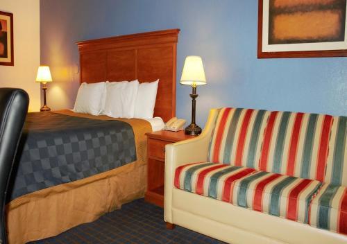 Hotel Desert Inn