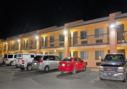 Hotel Desert Inn