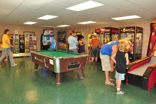 Plymouth Rock Camping Resort Park Model 21