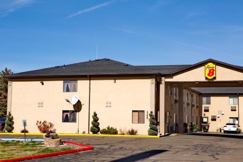 Hotel Super 8 By Wyndham Elko