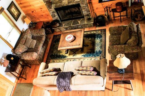 Mcalister Highland Retreat