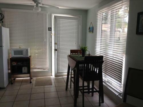 Villa One Bedroom Paradise Cove Unit 2