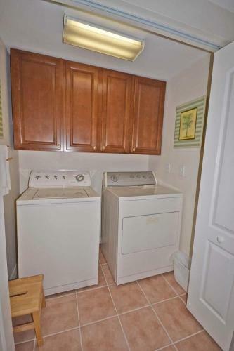Barefoot Beach 501