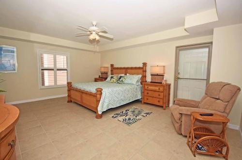 Barefoot Beach 501