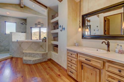 Rancho Santa Fe Lakeview Villa