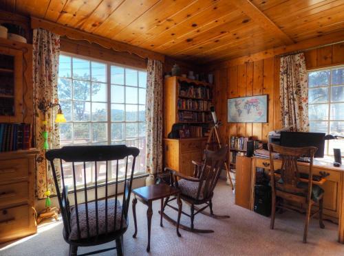 New! Edelweiss Mountain Haus -- E.v. Reg # 3386 Cottage