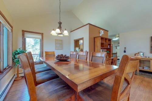 Heavenly Pines Retreat