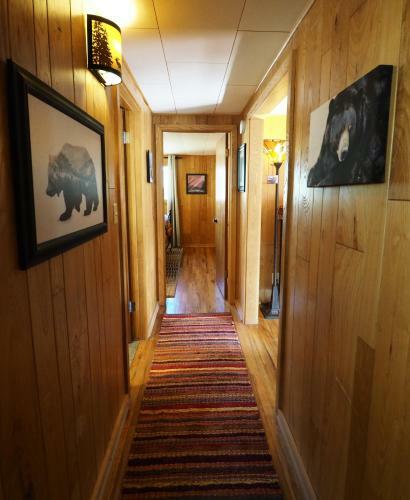Coyote Cabin