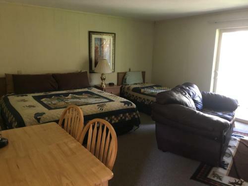 Lodge Riverview Pines