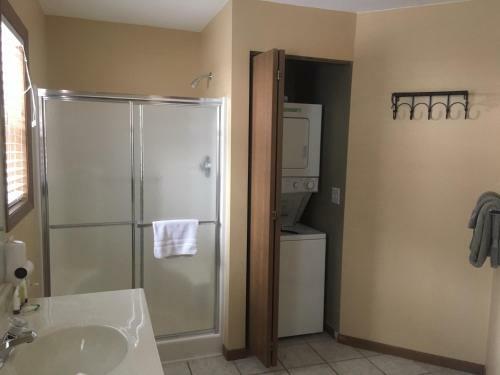 Lodge Riverview Pines
