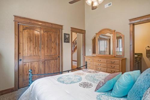 Timber Mountain Retreat Townhouse