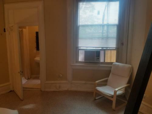 Apartamento Spacious And Clean 1 Bedroom Studio