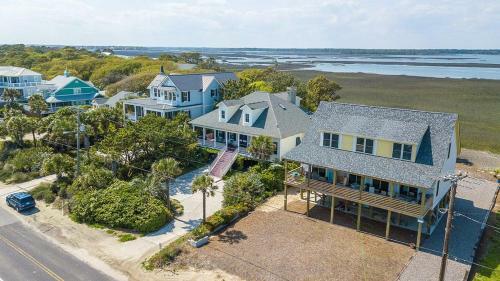 East Ashley Avenue 1414 - Trade Winds Home