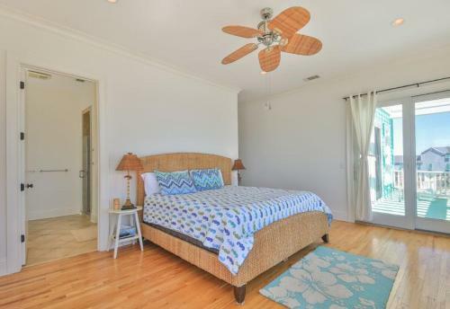 East Ashley Avenue 1709 - Paradise Weiss Home