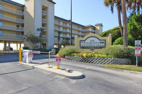 Apartamento Chas. Oceanfront 419 Condo