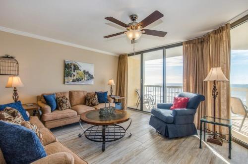Apartamento Chas. Oceanfront 308 Condo