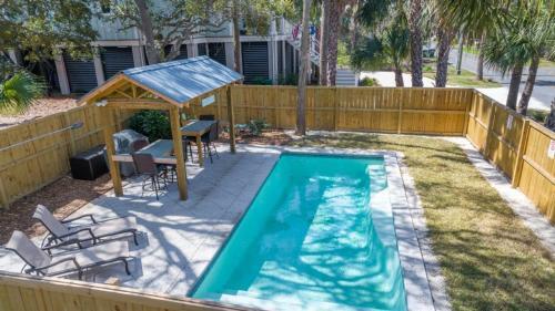 East Ashley Avenue 1008 - The Okeanos Home