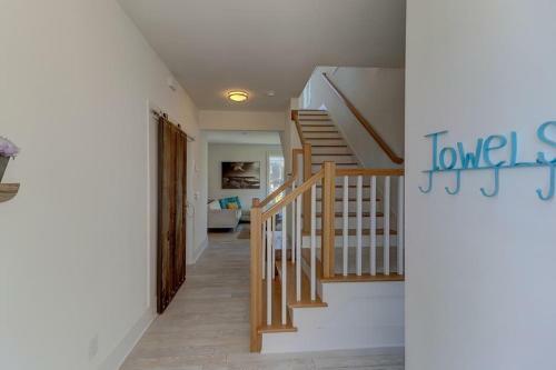 125-b East Ashley Townhouse