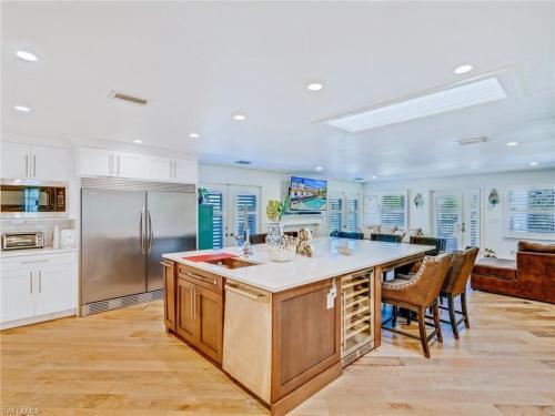 190 Aberdeen Ave Home