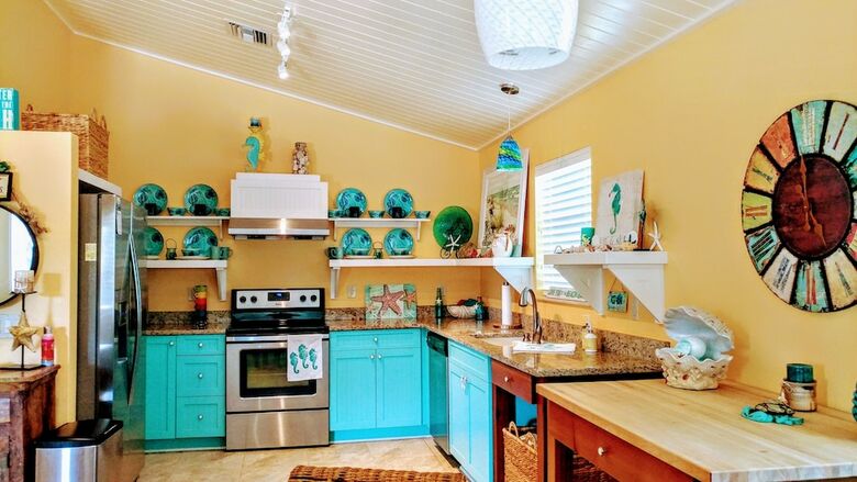 Blue Starfish Estate - Three Bedroom Home