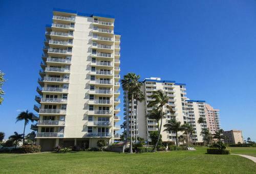 Estero Beach & Tennis #205c Apartment