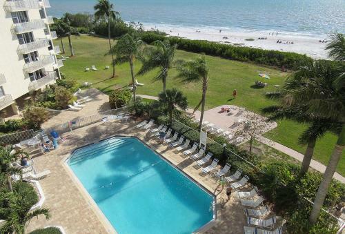 Estero Beach & Tennis #205c Apartment