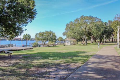 Destin West Gulfside Villa #v410
